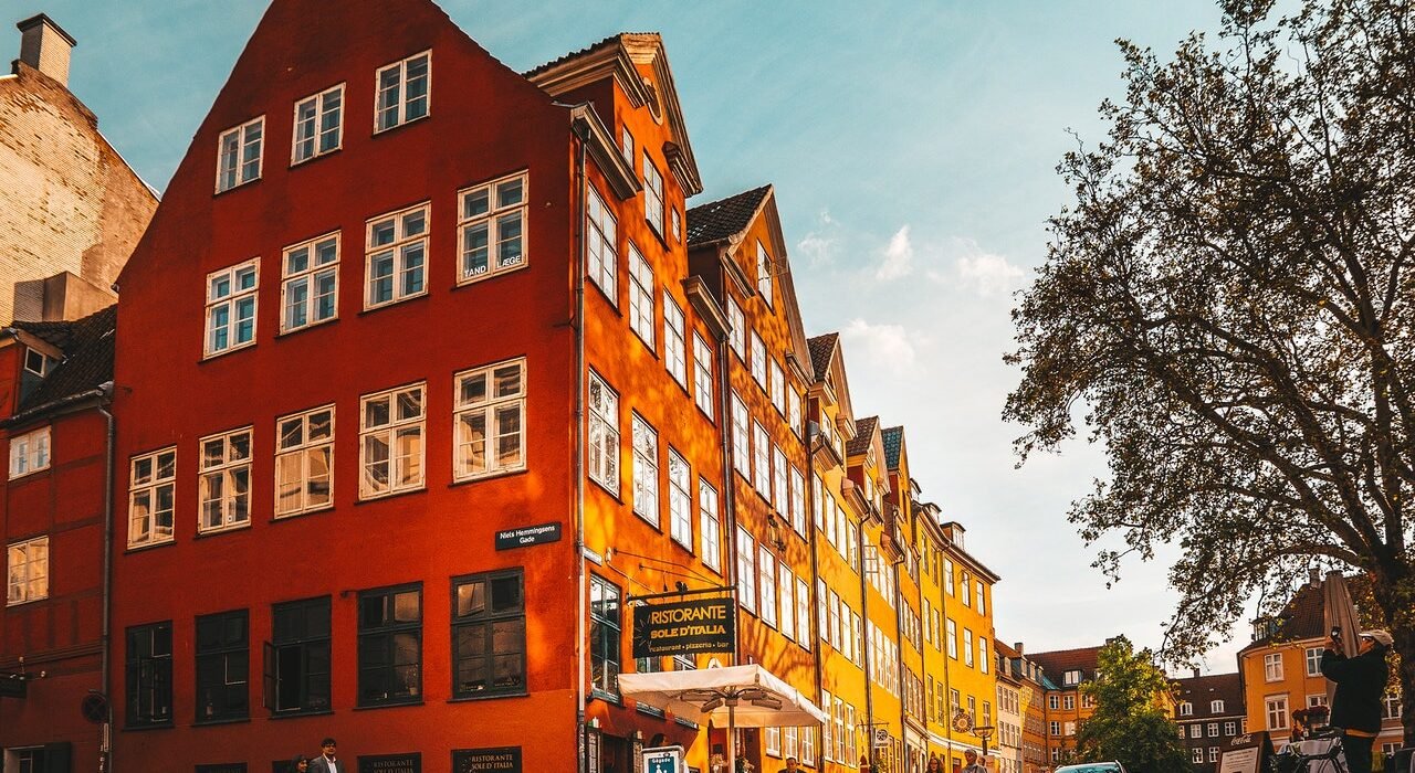 Here's the Top 5 Reasons Why You Should Live in Old Town